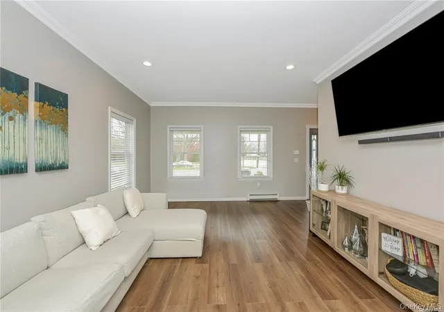 5th image of 1246 Oakfield Ave, Hempstead, NY 11793 | MLS# 996861