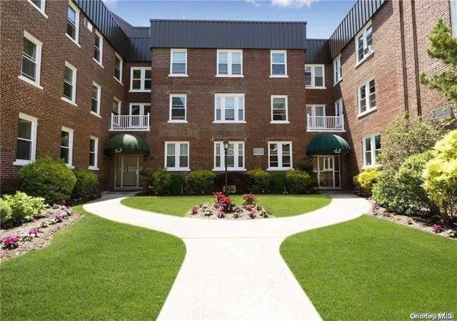Photo 1 of Condo for sale at 185 Atlantic Ave #B-10, Hempstead, NY 11563 | MLS# 996872 | Listing updated on 2026-09-26