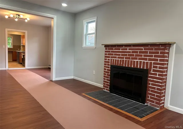 1st image of 7 Bristol St, Hempstead, NY 11563 | MLS# 996892