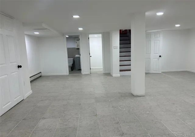 20th image of 7 Bristol St, Hempstead, NY 11563 | MLS# 996892