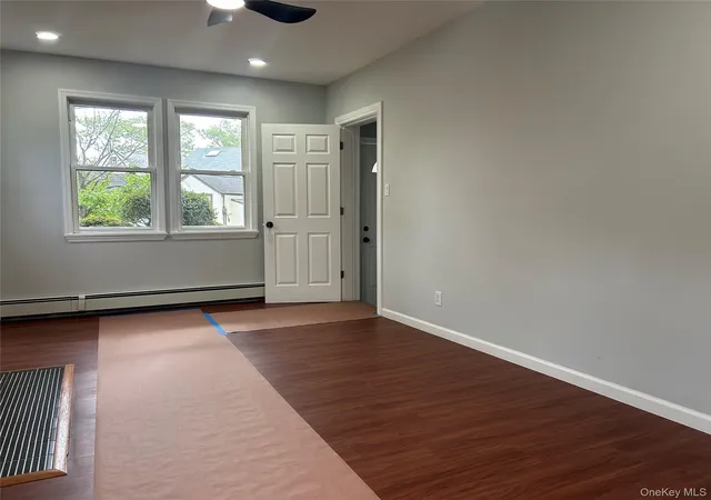 Photo 3 of Single family home for sale at 7 Bristol St, Hempstead, NY 11563 | MLS# 996892 | Listing updated on 2026-10-02