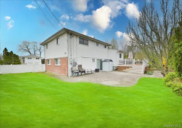 32nd image of 11 Hamilton Dr, Roslyn, NY 11576 | MLS# 996904