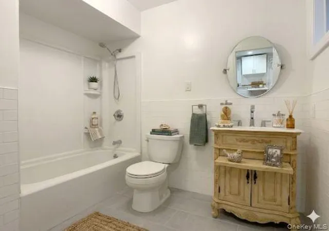 Photo 4 of House for sale at 5-15 123rd Street, College Point, NY 11356 | MLS# 996920 | Listing updated on 2026-08-27
