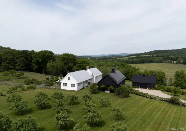 2nd image of 506 Silvernails Rd, Gallatin, NY 12567 | MLS# 996948
