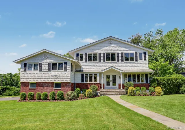 1st image of 86 Somerset Rd, New Rochelle, NY 10804 | MLS# 996978