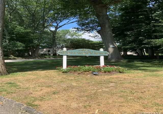 20th image of 40 Cedar Ln N #40, Oyster Bay, NY 11545 | MLS# 996990
