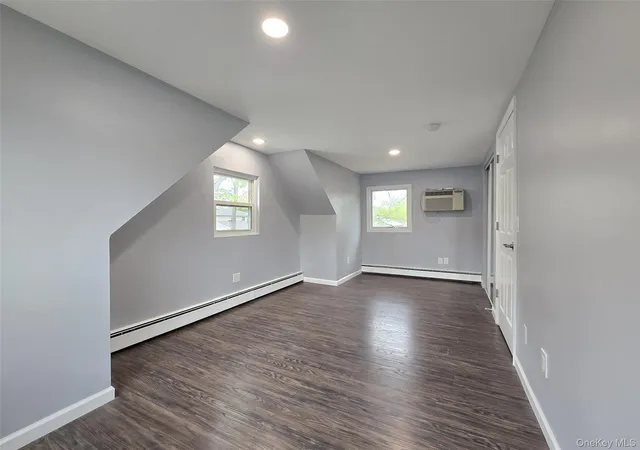 10th image of 40 Aster Ave, Brookhaven, NY 11742 | MLS# 996995