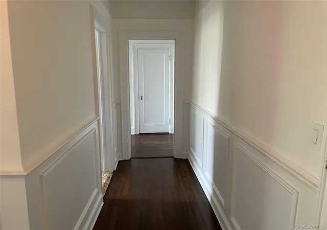 4th image of 222 7Th St, Hempstead, NY 11530