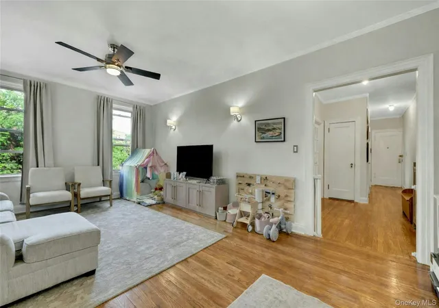 Homes for sale in Mount Vernon, NY | 472 Gramatan Ave #A3, Mount Vernon, NY 10552 | MLS# 997029