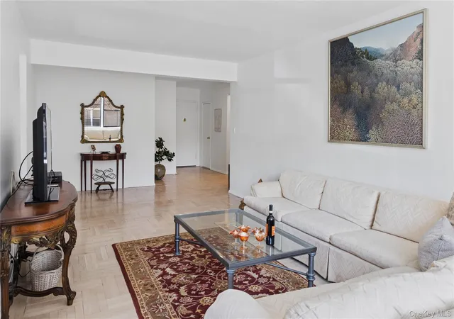 3rd image of 640 W 239Th St #2F, Bronx, NY 10463 | MLS# 997076