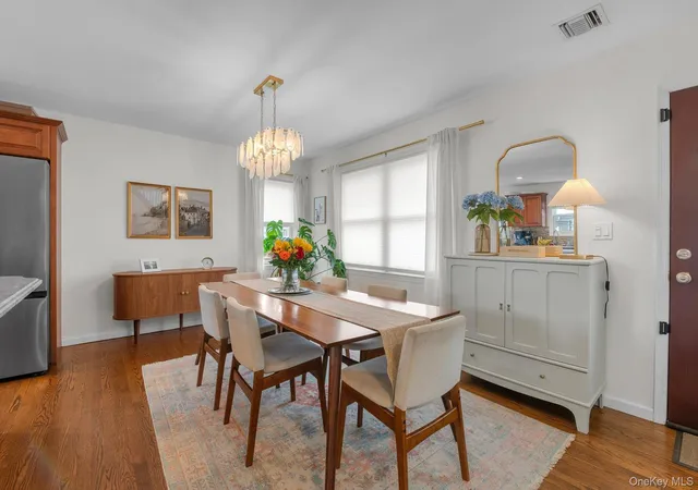 5th image of 27 Radcliffe Rd, Island Park, NY 11558 | MLS# 997096