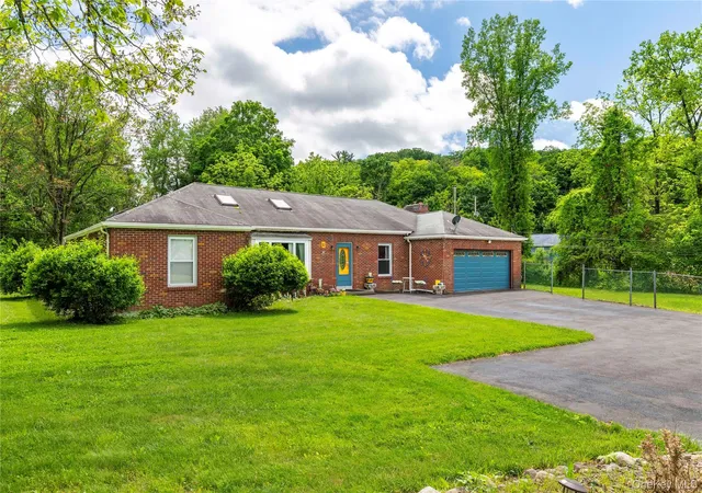 Homes for sale in Philipstown, NY | 21 E Mountain Rd S, Philipstown, NY 10516 | MLS# 997105