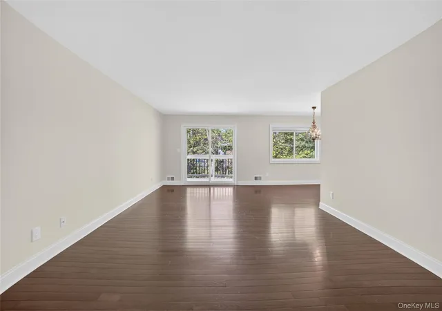 5th image of 80 C Independence Ct, Yorktown Heights, NY 10598 | MLS# 997135