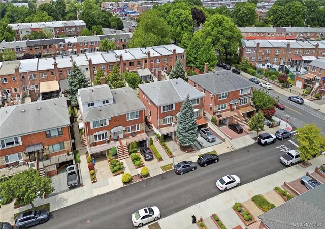 Photo 3 of Sale Pending at 6110 76th Street, Middle Village, NY 11379 | MLS# 997160 | Listing updated on 2026-08-21