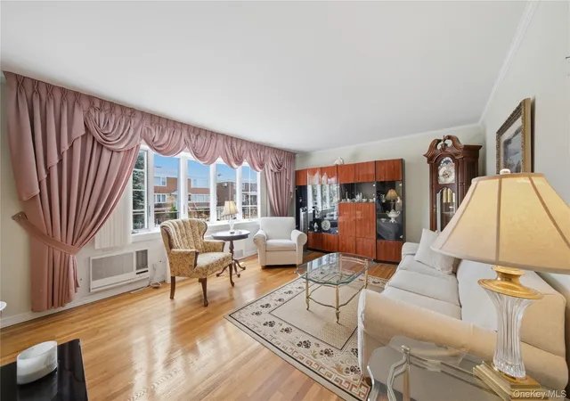 Photo 4 of Sale Pending at 6110 76th Street, Middle Village, NY 11379 | MLS# 997160 | Listing updated on 2026-08-21