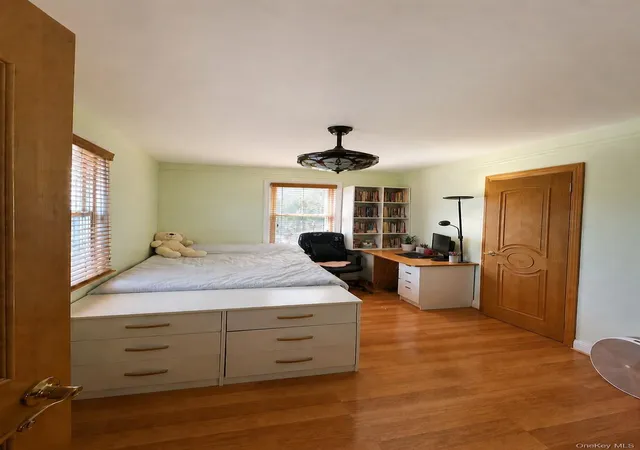 4th image of 5143 Bell Blvd, New York, NY 11364 | MLS# 997172