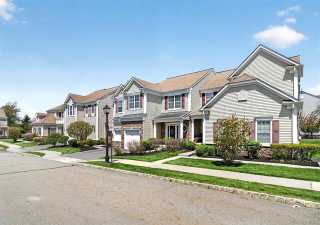 2nd image of 29 Banbury Wy #1105, Newburgh, NY 12550 | MLS# 997196