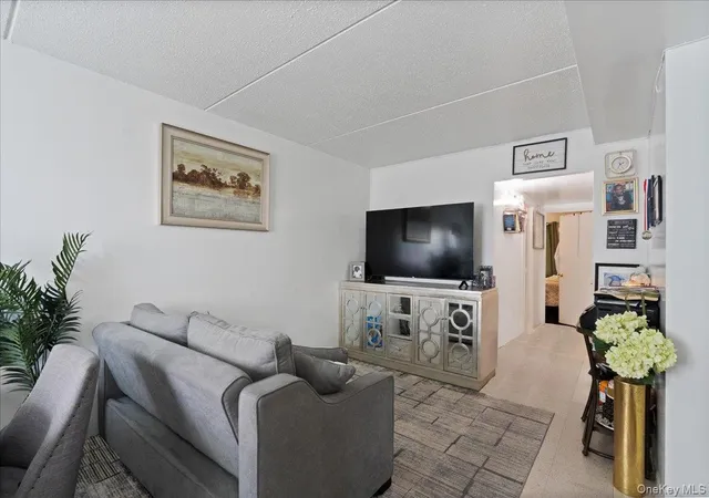 Photo 3 of Sale Pending at 187 Beach 59th St, Arverne, NY 11692 | MLS# 997229 | Listing updated on 2026-07-05