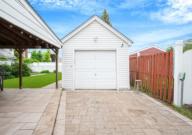 3rd image of 167 Shaw Ave, Hempstead, NY 11580 | MLS# 997267