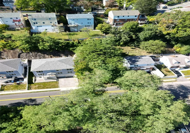 11th image of 175 Frederic St, Yonkers, NY 10703 | MLS# 997321