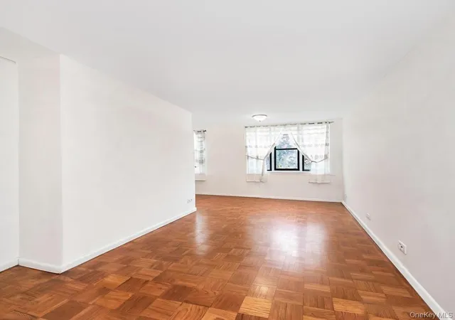 5th image of 1874 Pelham Pkwy S, New York, NY 10461