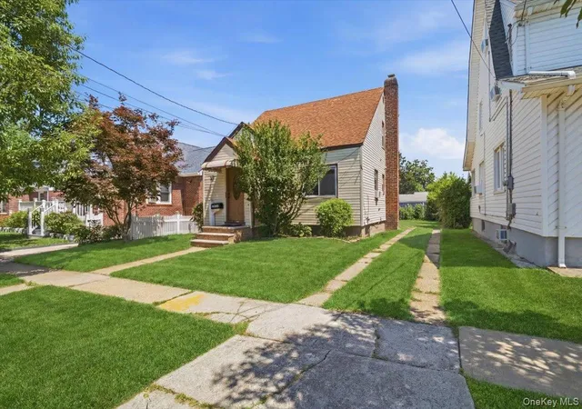 Photo 1 of Single family home for sale at 243 11 134th Avenue, New York, NY 11422 | MLS# 997361 | Listing updated on 2026-09-08