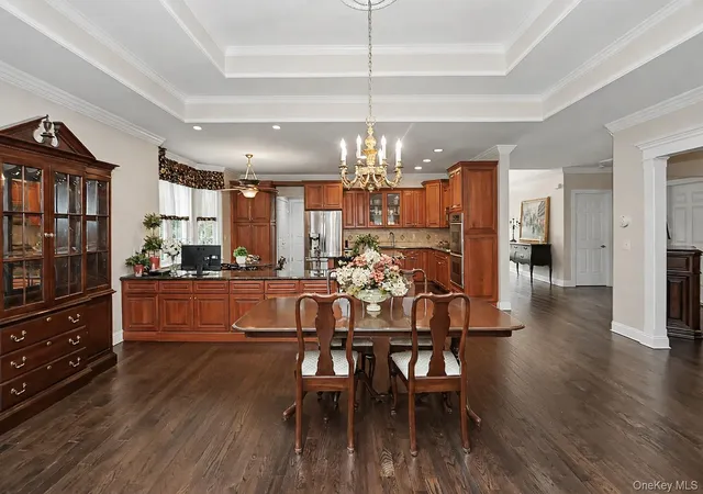 4th image of 398 Altessa Blvd, Huntington, NY 11747 | MLS# 997390
