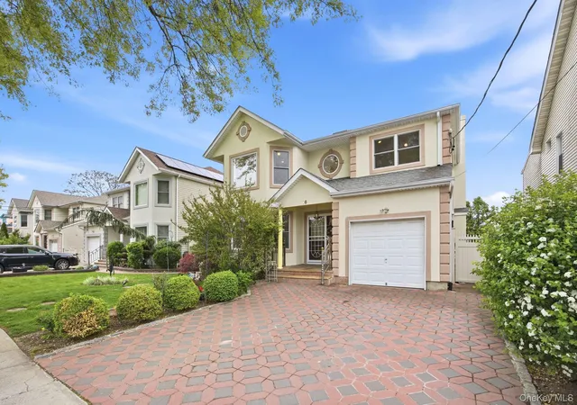 2nd image of 16 6th Ave, New Hyde Park, NY 11040 | MLS# 997440