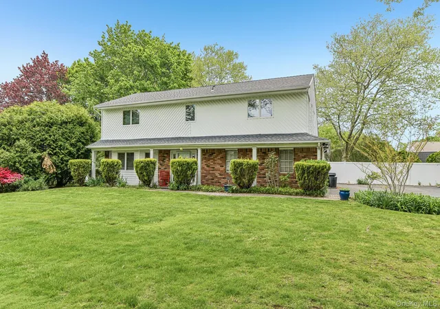 4th image of 237 Cedar Rd, East Northport, NY 11731 | MLS# 997493