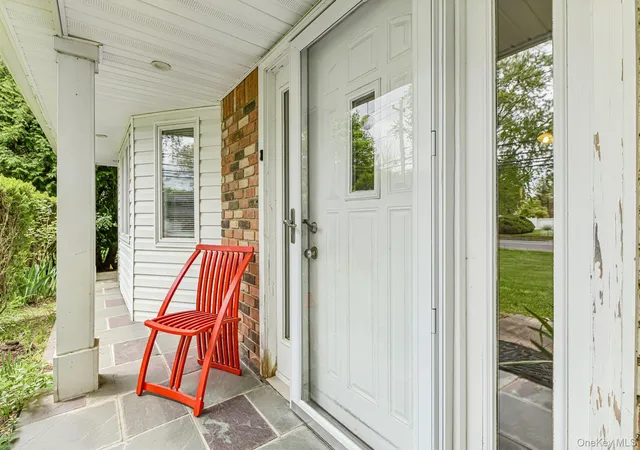 5th image of 237 Cedar Rd, East Northport, NY 11731 | MLS# 997493