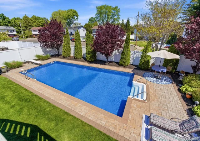 39th image of 243 N Delaware Ave, Oyster Bay, NY 11758 | MLS# 997535