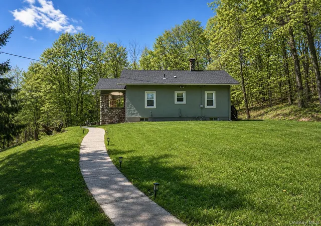 Homes for sale in Mamakating, NY | 33 Horton Rd, Mamakating, NY 12721 | MLS# 997575