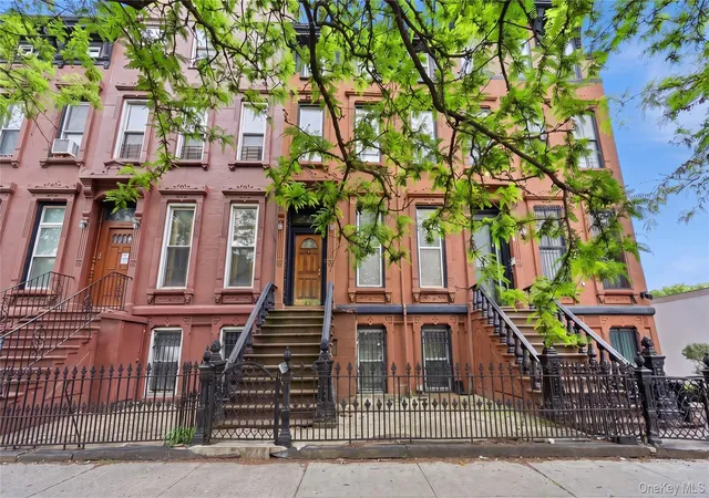 3rd image of 4 Hart St, Brooklyn, NY 11206 | MLS# 997580