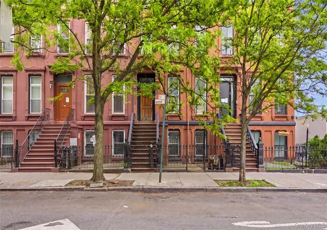 4th image of 4 Hart St, Brooklyn, NY 11206 | MLS# 997580