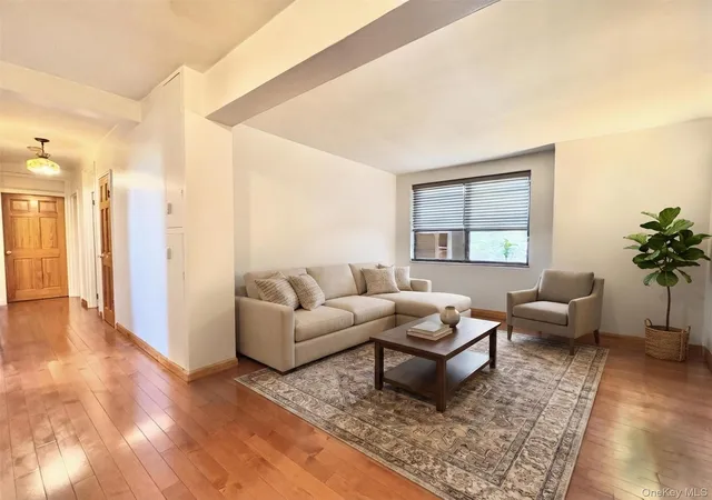 1st image of 28 08 141st St #3B, Flushing, NY 11354 | MLS# 997598