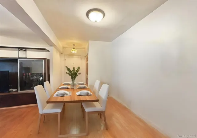 2nd image of 28 08 141st St #3B, Flushing, NY 11354 | MLS# 997598