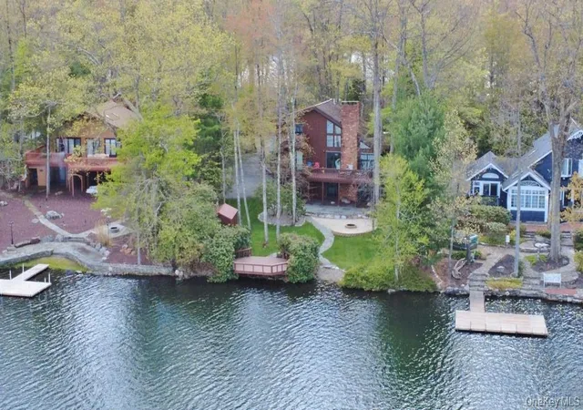 Photo 4 of Single family home for sale at 116 Lake Shore Dr W, Thompson, NY 12775 | MLS# 997626 | Listing updated on 2026-10-18