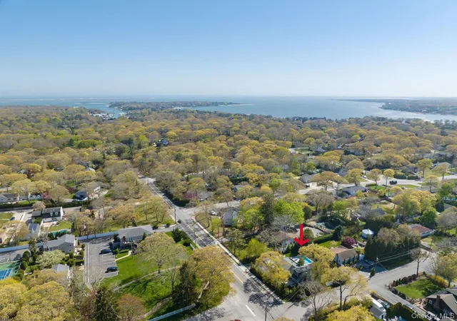 3rd image of 48 Springville Rd, Hampton Bays, NY 11946 | MLS# 997632