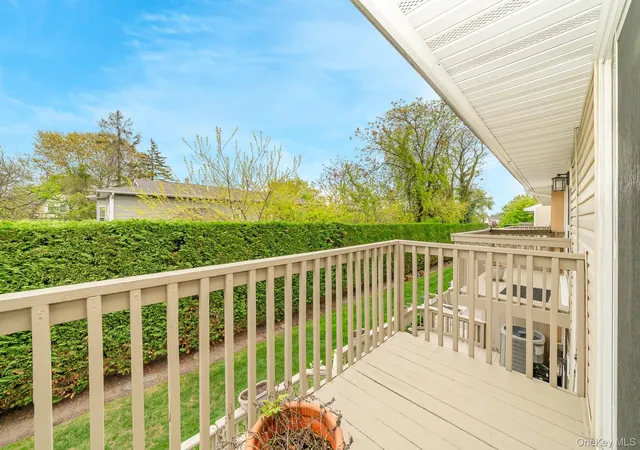 2nd image of 2355 Pershing Blvd, Hempstead, NY 11510