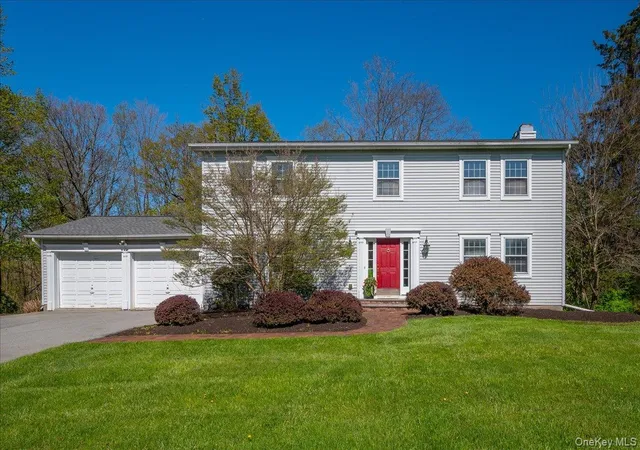 Homes for sale in Poughkeepsie (town), NY | 13 Hart Dr, Poughkeepsie (town), NY 12603 | MLS# 997689