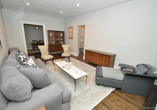 5th image of 143 Garth Rd #4P, Scarsdale, NY 10583 | MLS# 997692