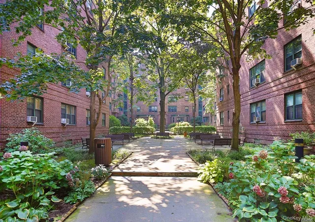 Homes for sale in New York, NY | 34 20 79th Street, New York, NY 11372 | Houzeo