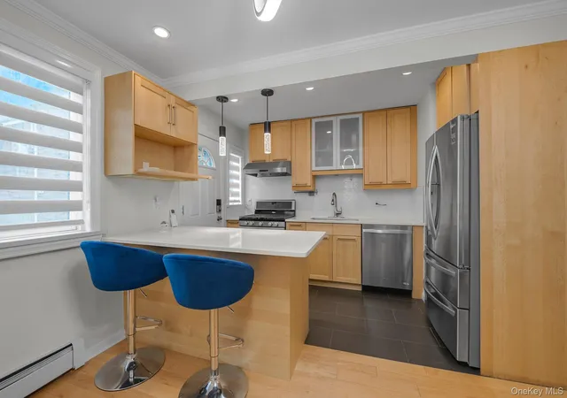 5th image of Oakland Gardens Co-op, New York, NY 11364