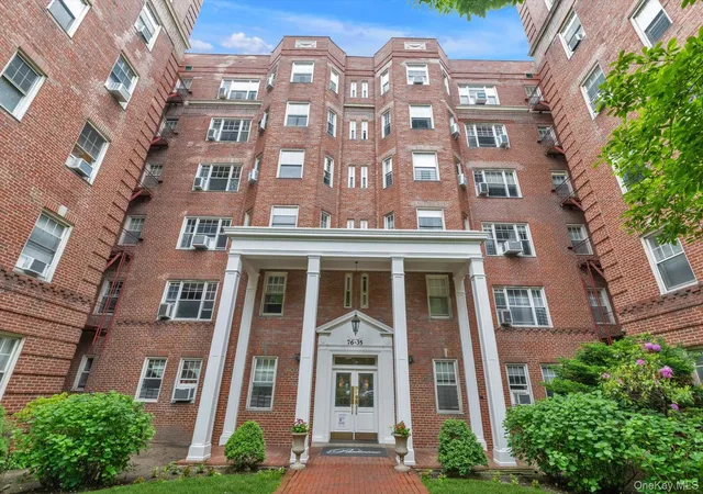 4th image of 76-35 113 St #3M, Forest Hills, NY 11375 | MLS# 997710