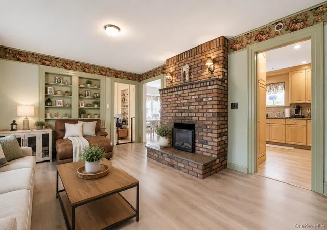 3rd image of 91 Rockaway Ave, Hempstead, NY 11570 | MLS# 997733