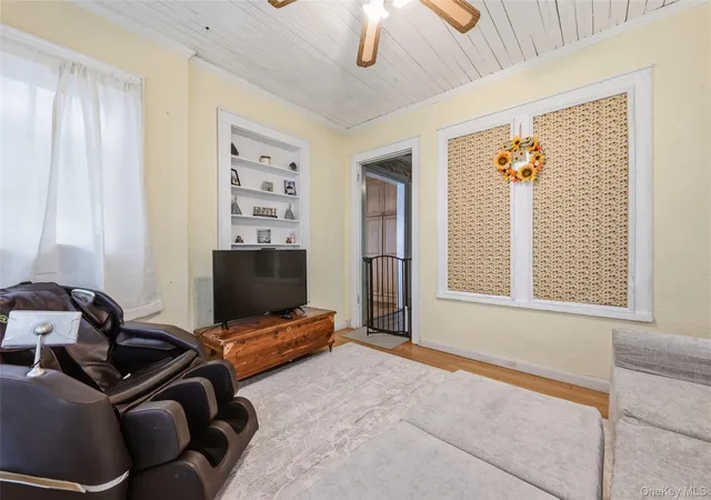 5th image of 91 Rockaway Ave, Hempstead, NY 11570 | MLS# 997733