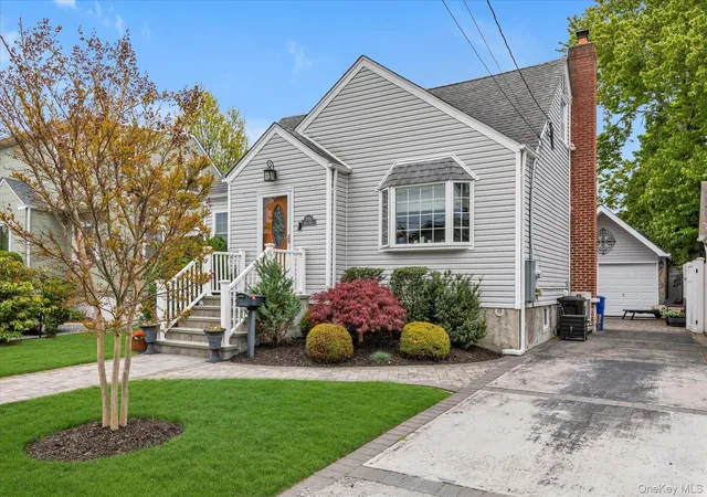 22nd image of 1700 Rugby Rd, Hempstead, NY 11566 | MLS# 997789