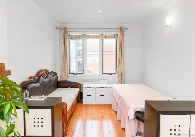 3rd image of 3710 149Th Pl, New York, NY 11354