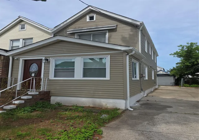 Photo 1 of Sale Pending at 11807 202nd Street, Saint Albans, NY 11412 | MLS# 997838 | Listing updated on 2026-07-08