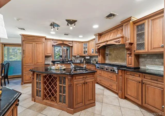Single family home for sale at 10 Elyise Rd, Monsey, NY 10952 | MLS# 997841